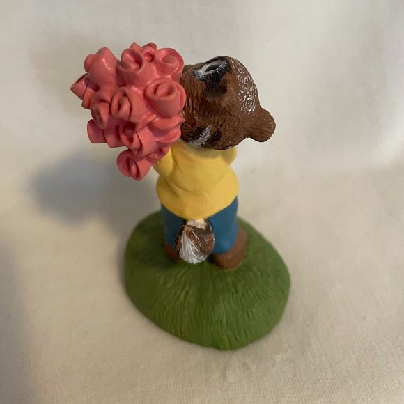 Chipmunk with Roses - Tender Touches Figurine by Hallmark. - Picture 4 of 5
